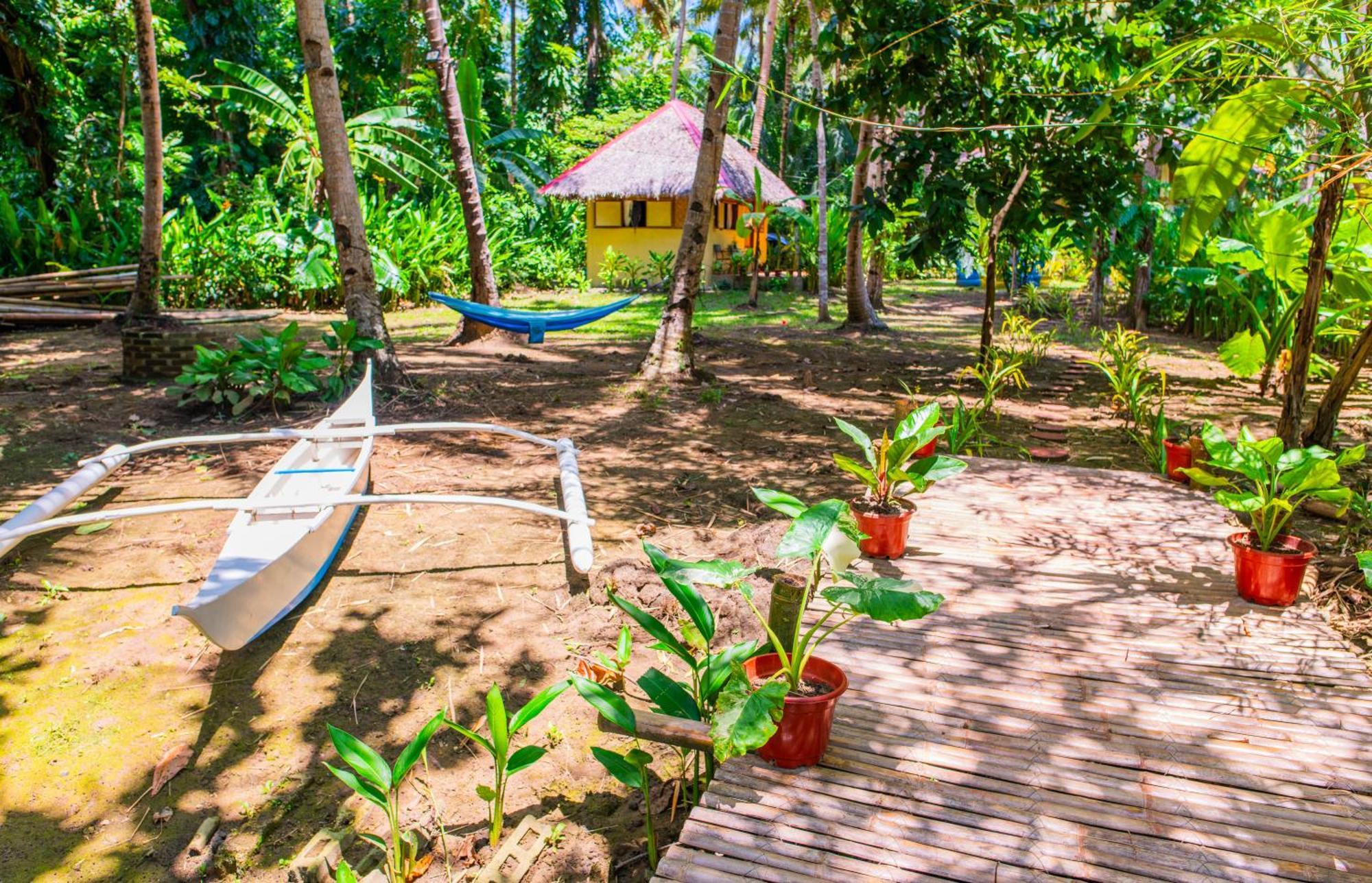 Water To Forest Ecolodge Лобок Экстерьер фото