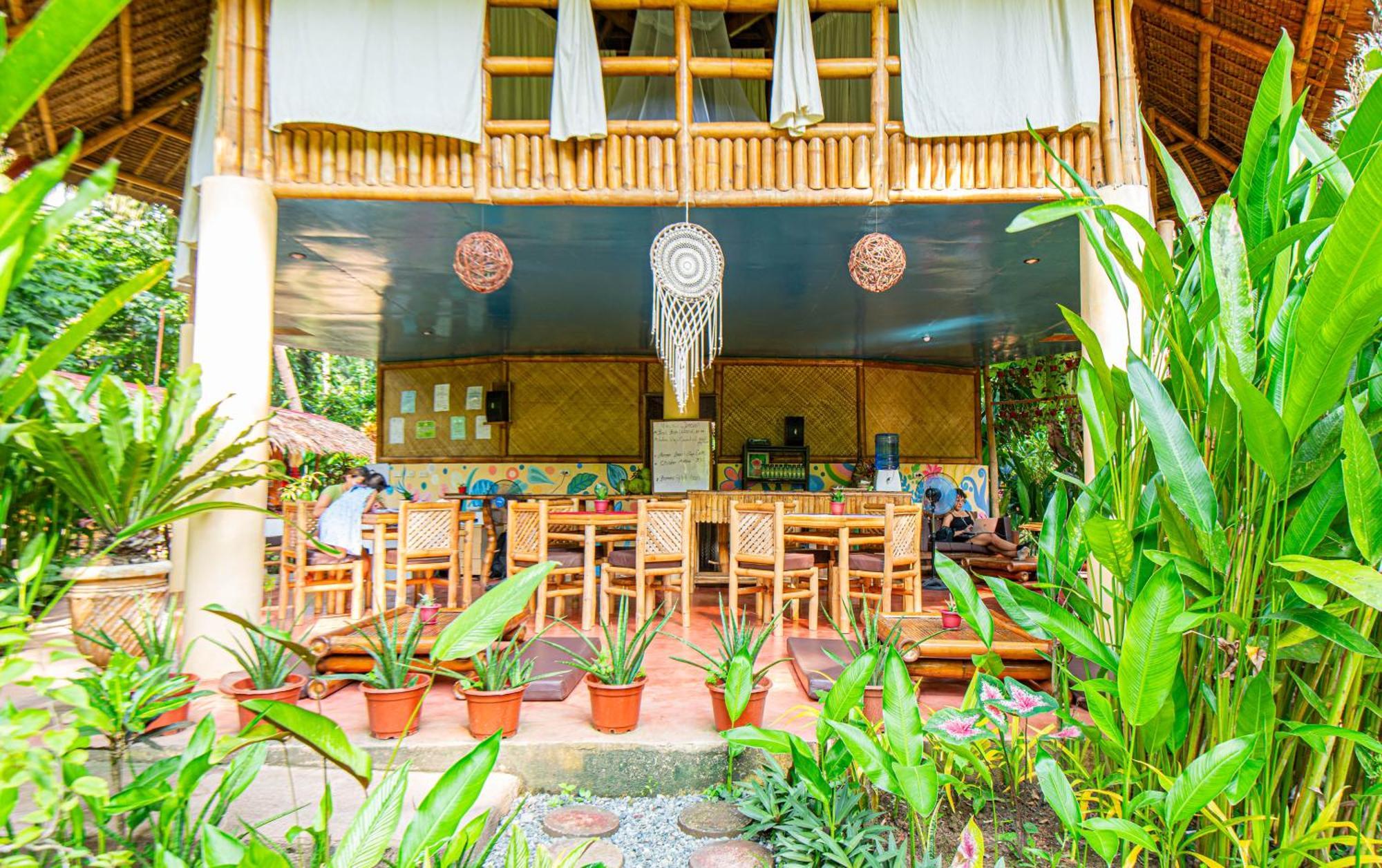 Water To Forest Ecolodge Лобок Экстерьер фото