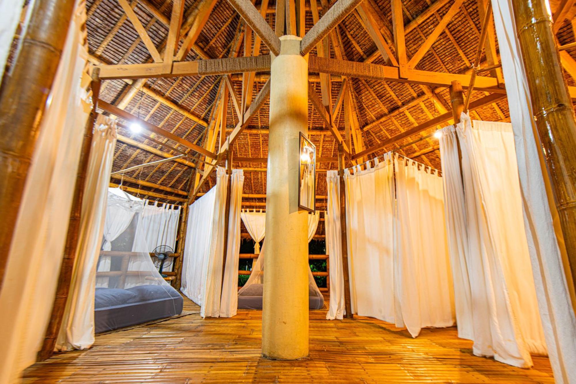 Water To Forest Ecolodge Лобок Экстерьер фото