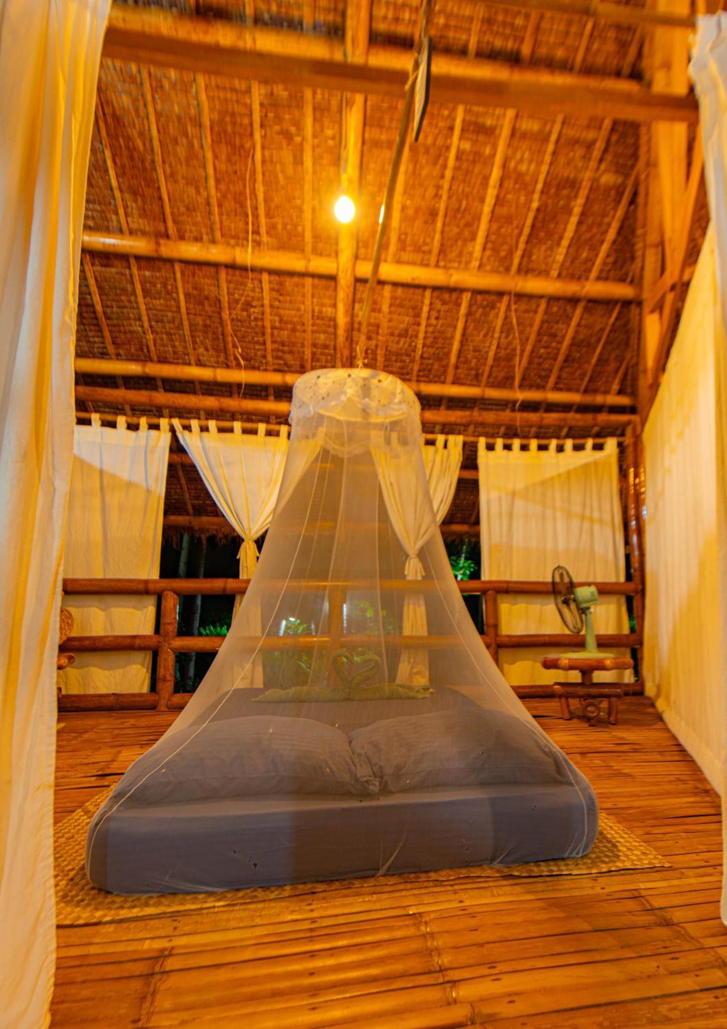 Water To Forest Ecolodge Лобок Экстерьер фото